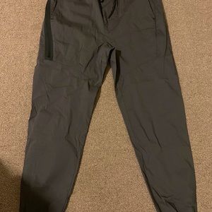 American Eagle jogger pants